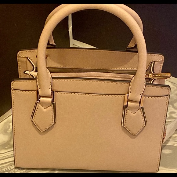 💫Michael Kors Crossbody Messenger 💫 NWT - Picture 3 of 14